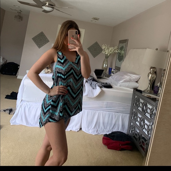 Blue print Razorback tank top - Picture 2 of 5